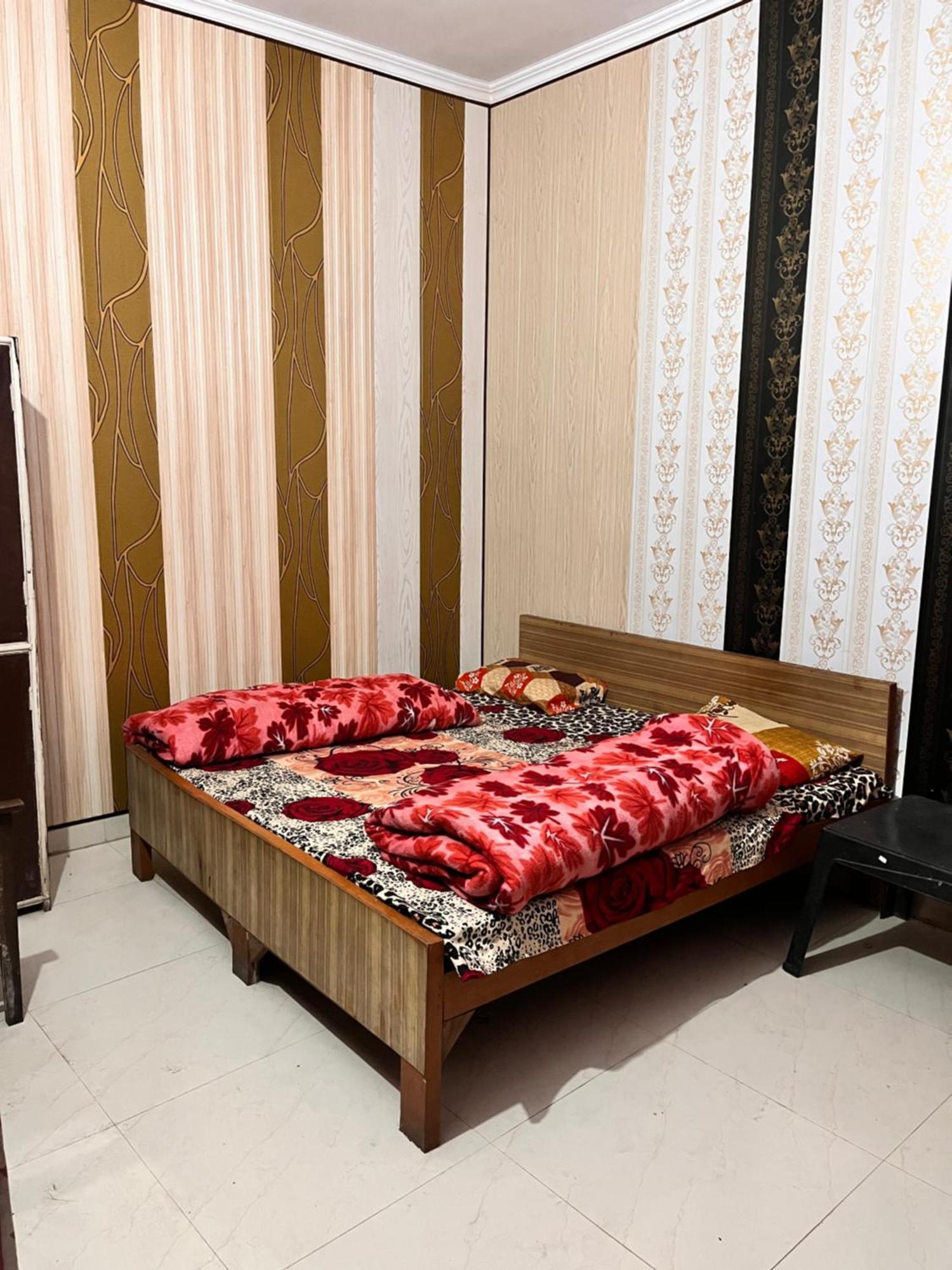 Hotel Pushpanjali Haldwāni Extérieur photo