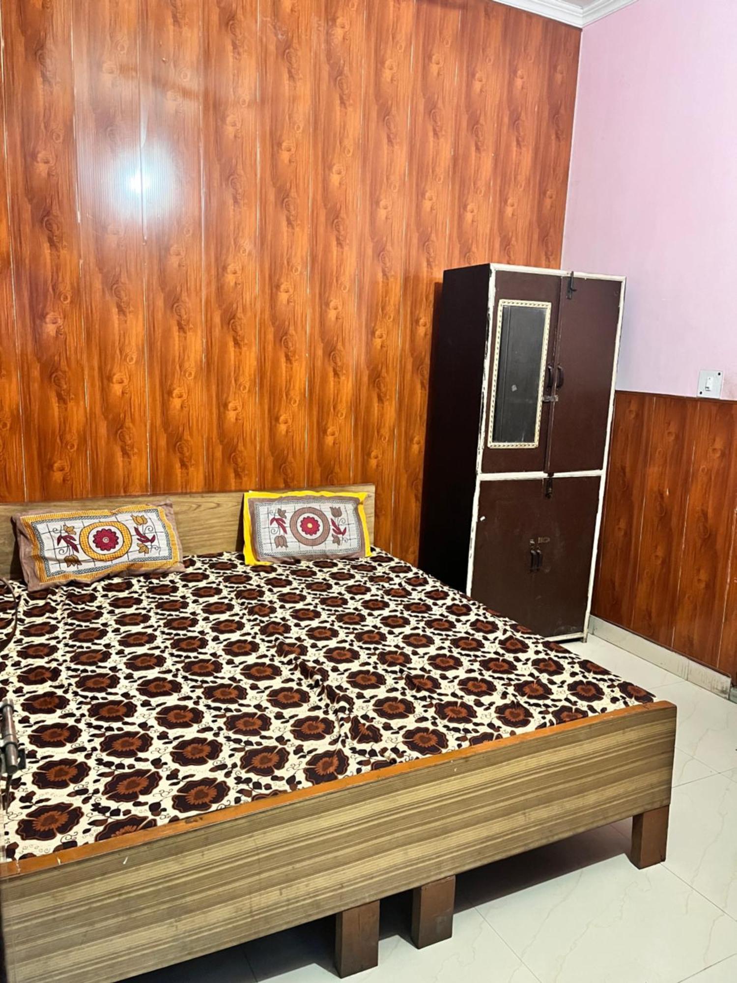 Hotel Pushpanjali Haldwāni Extérieur photo